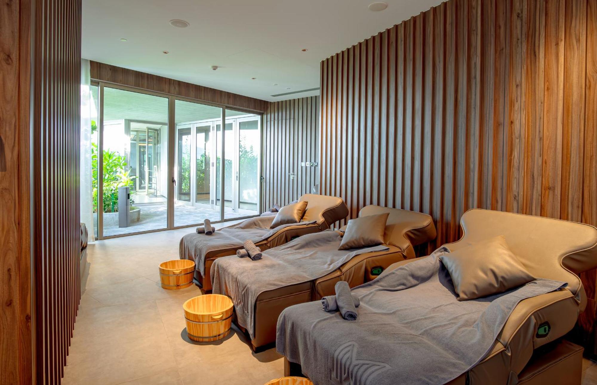 M Hotel Danang Esterno foto The spa at The Landmark