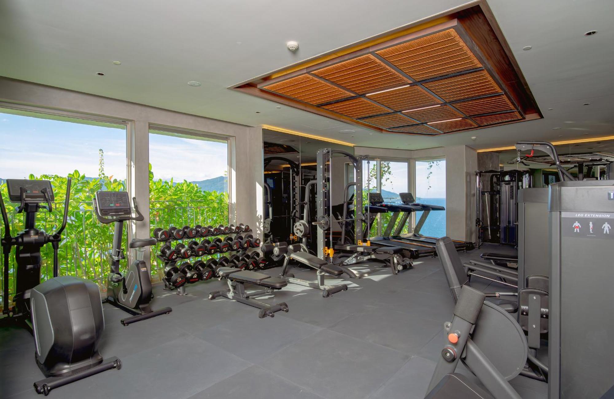 M Hotel Danang Esterno foto The gym at the hotel
